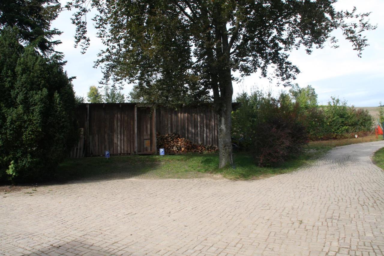 Zimmervermietung Am Habsberg Velburg Bagian luar foto